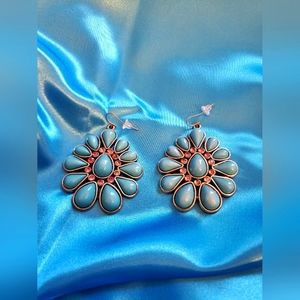 Chandler drop turquoise earring with rose rhinestones.